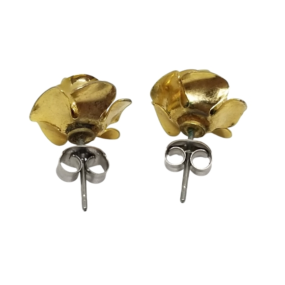 VINTAGE GOLDTONE FLOWER WITH GLASS RHINESTONE CENTER STUD EARRINGS - Picture 6 of 6